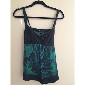 Bebe Women’s Floral Tank Top Blouse💚